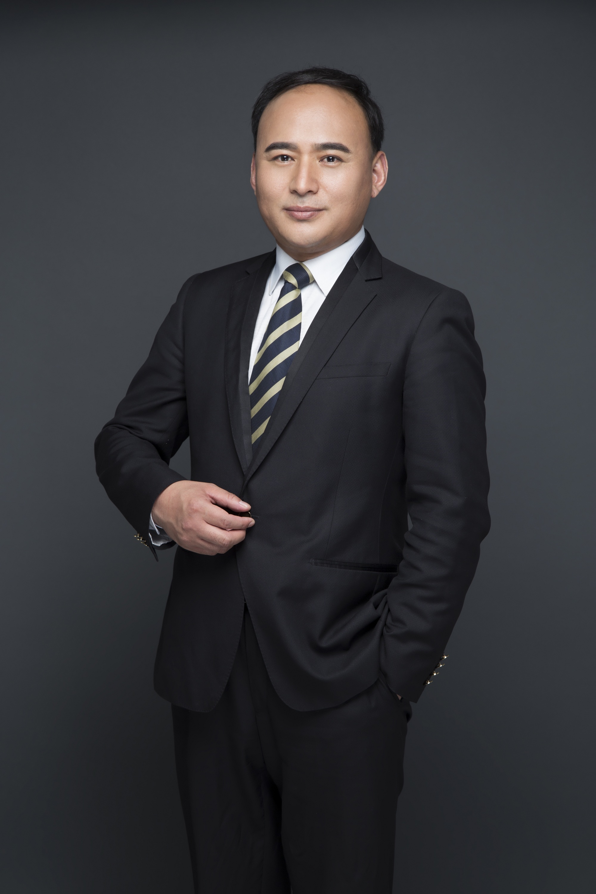 唐亦辰 灯光与摄影艺术负责人